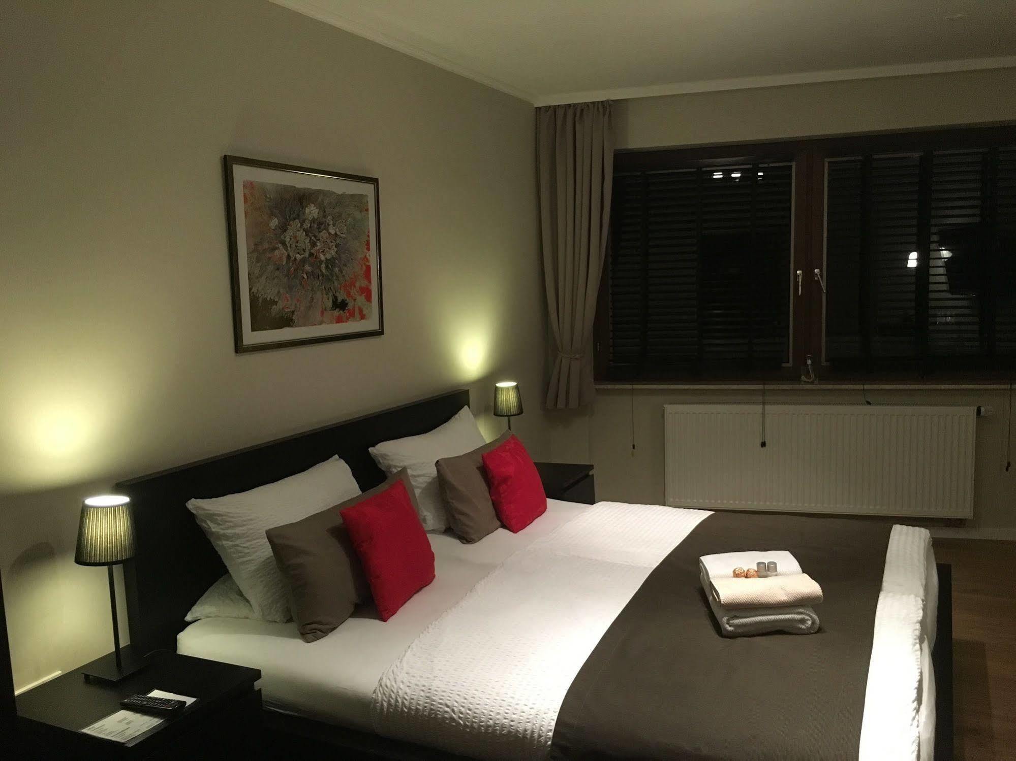 Wohnraum Hotel & Gaestehaus Gusterath Eksteriør billede